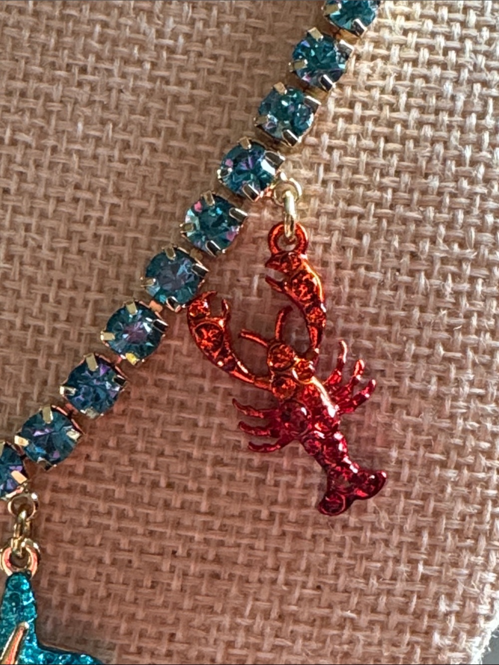 Betsey Johnson Crystal Lobster & Starfish Charm Necklace - Brand - Picture 6 of 6